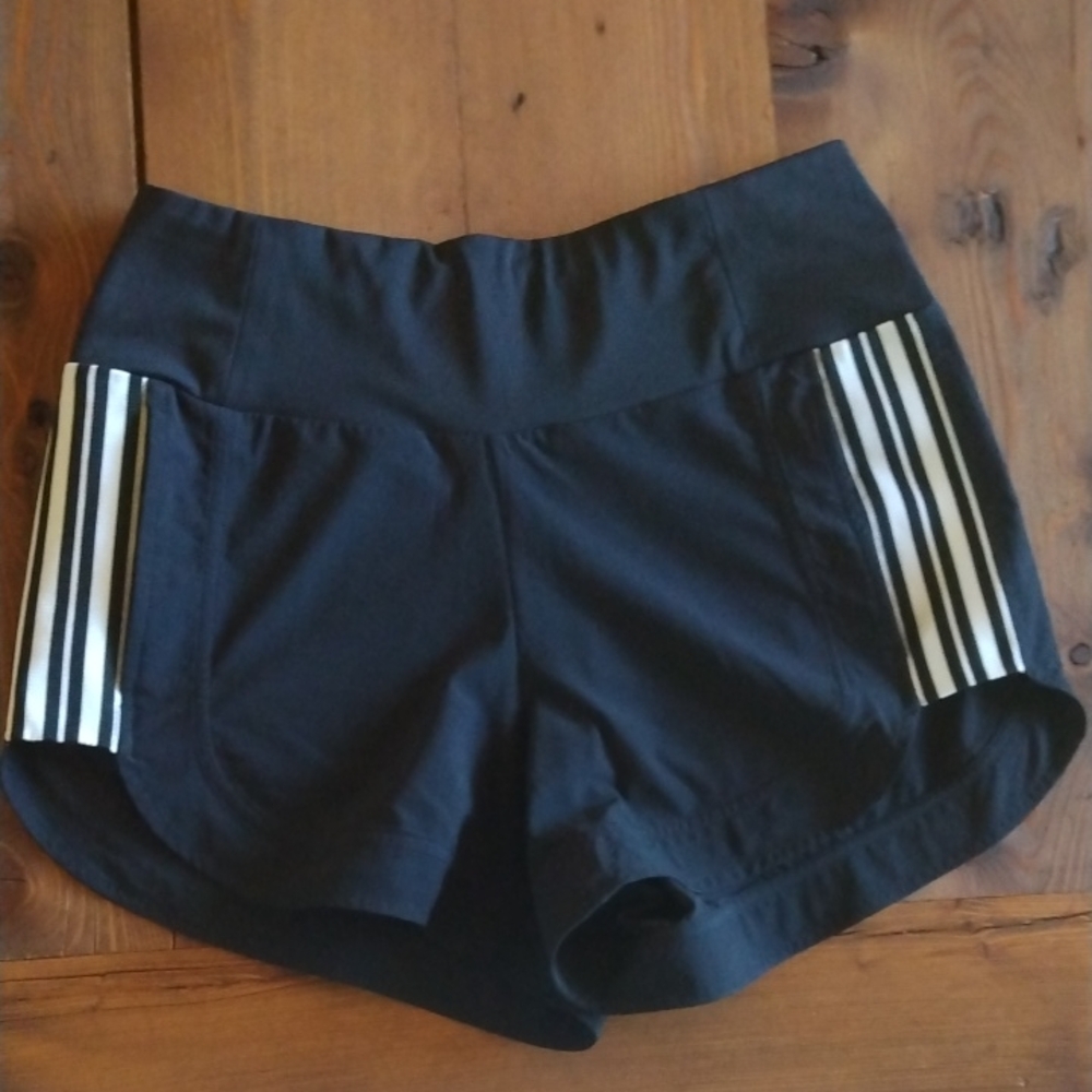 Athleta Black Women's Athletic Shorts with Stripes Size 4 EUC